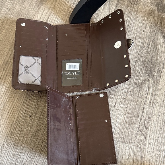 Leopard Print Wallet with Rhinestone Buckle - Picture 5 of 13